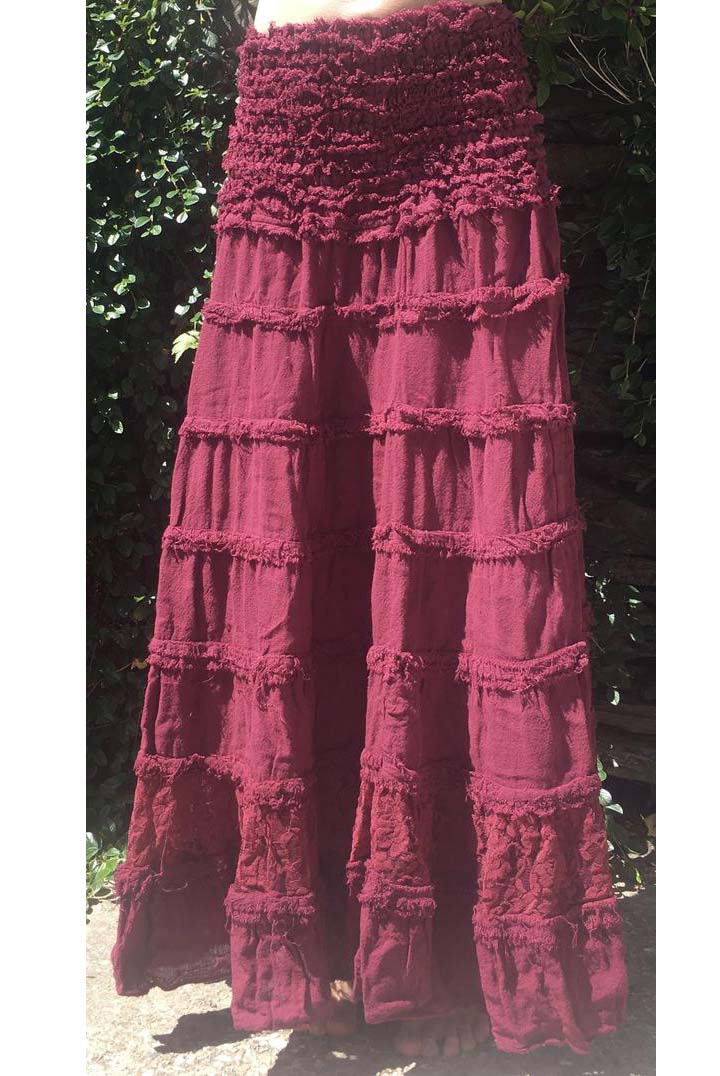 n\u00fc Falda gitana rojo-negro degradado de color look casual Moda Faldas Faldas gitanas nü 